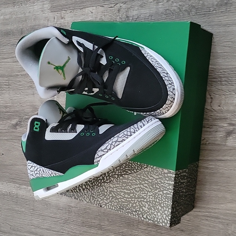 Jordan 3 Pine Sz11 USED
